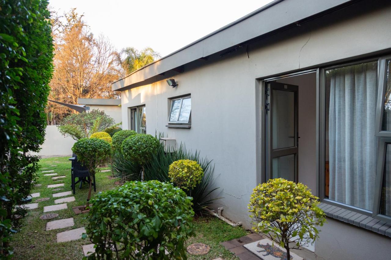 Glen Maine Guest House Pretoria Exterior photo