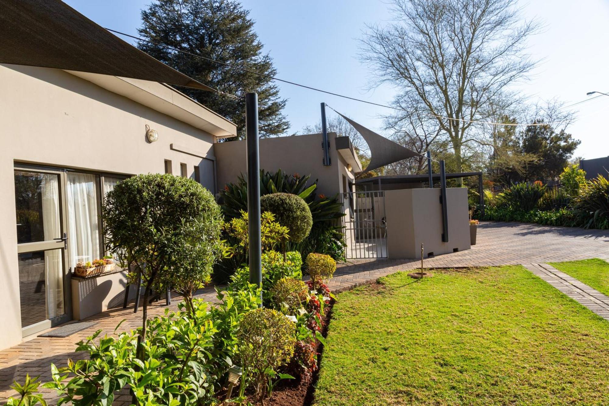 Glen Maine Guest House Pretoria Exterior photo